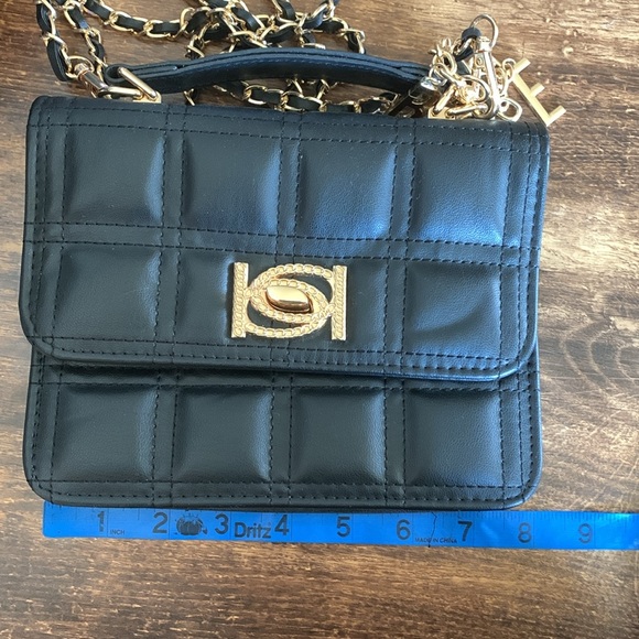 BEBE BLACK QUILTED CROSSBODY BAG - Picture 6 of 9